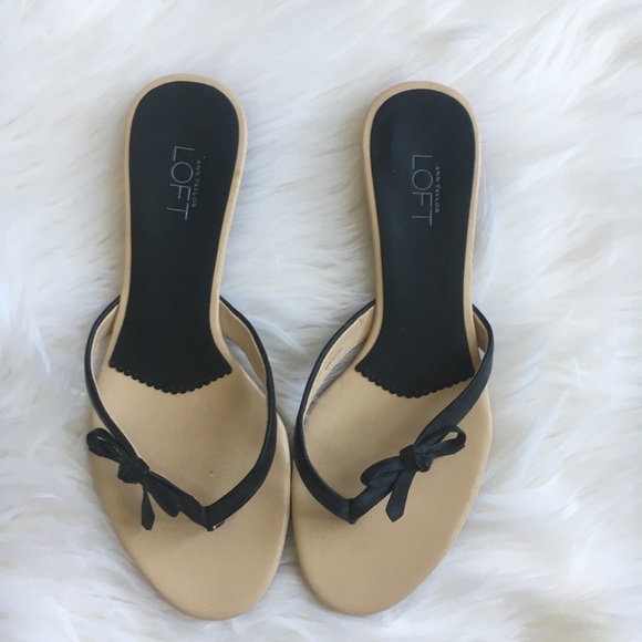 $79 Retail Loft shoes - Picture 2 of 6